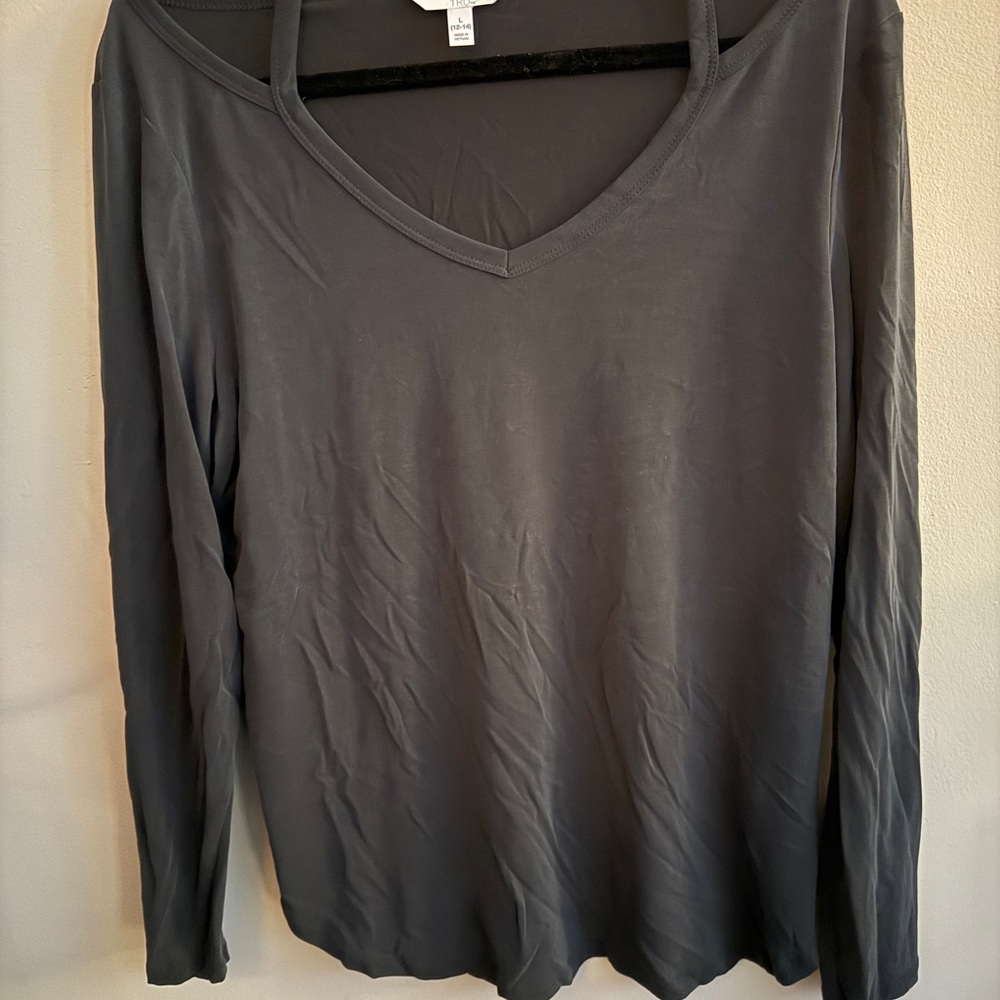 Time and Tru Gray Relaxed Blouse